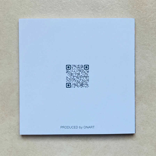 QRからアーティスト詳細情報を見ることが出来ます