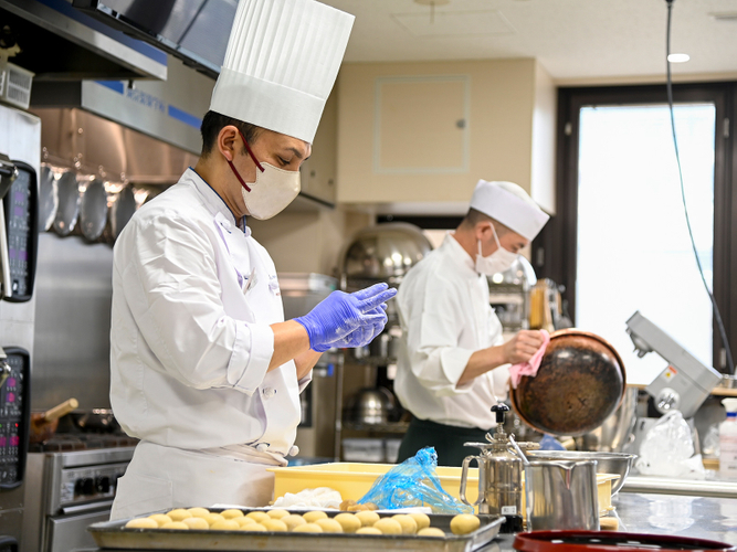 【和菓子部門】森﨑 宏さん(東京製菓学校)