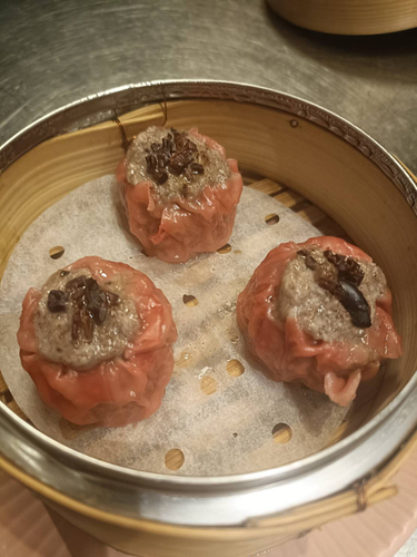 ラム肉とシナモンとカカオニブの焼売