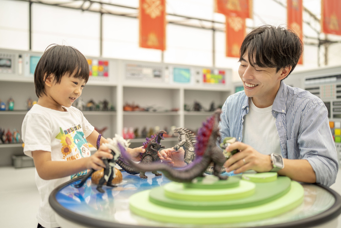 TM & &copy; TOHO CO., LTD.