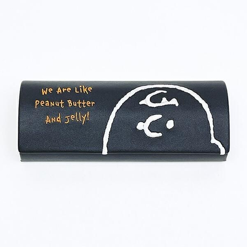 スヌーピーのメガネケース