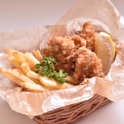 NEW 宮崎産日南鶏の自家製からあげ(3個)&フライドポテト