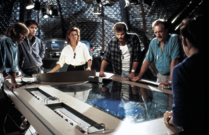 &copy; 1988 STUDIOCANAL