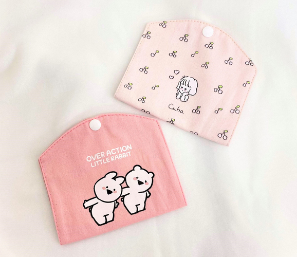 すこぶる動くウサギ/Caho コラボマスクケース