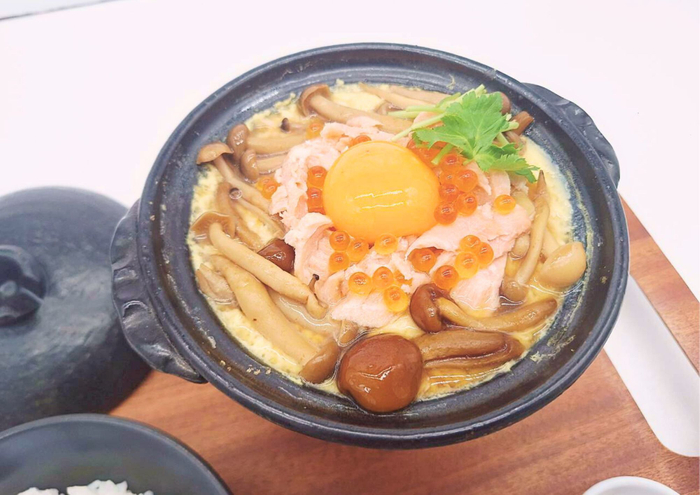 アッツ熱！ダブル親子の飲む親子丼