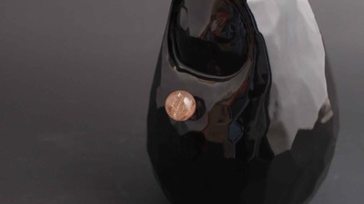 金色の針状が特徴のルチルクオーツ