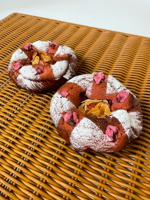 ベーグリアン【桜のクロワッサンベーグルオザマンド】