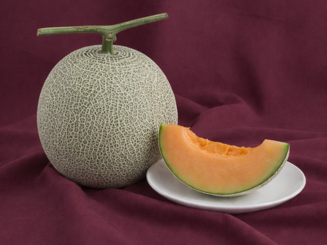 タカミレッド（赤肉）