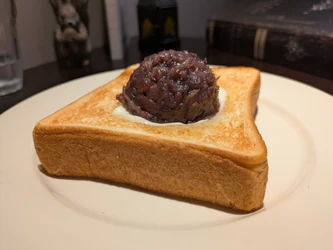 世田谷梅ヶ丘【本とコーヒーを楽しむ隠れ家カフェ】 金曜限定「Sip&Pause」オープン