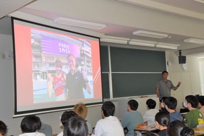 パリ五輪での山本有真選手との写真も紹介