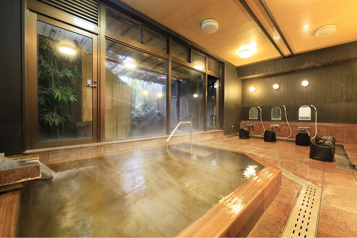まろやかで優しい湯ざわりの＜温泉＞