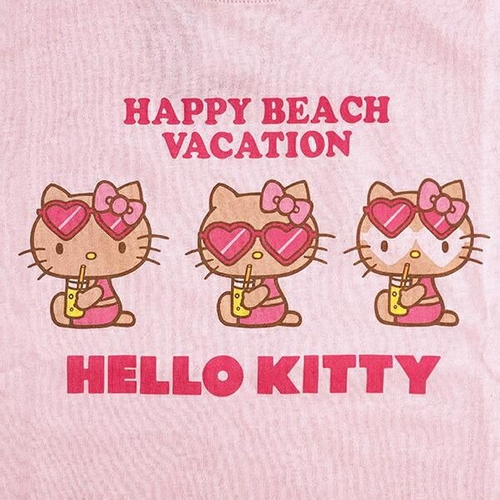 ハローキティのTシャツ